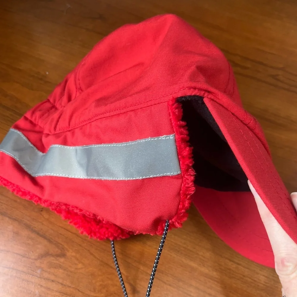 American Eagle Red Trappers Hat Fleece Lining Ear Flaps Warm Reflective Tape